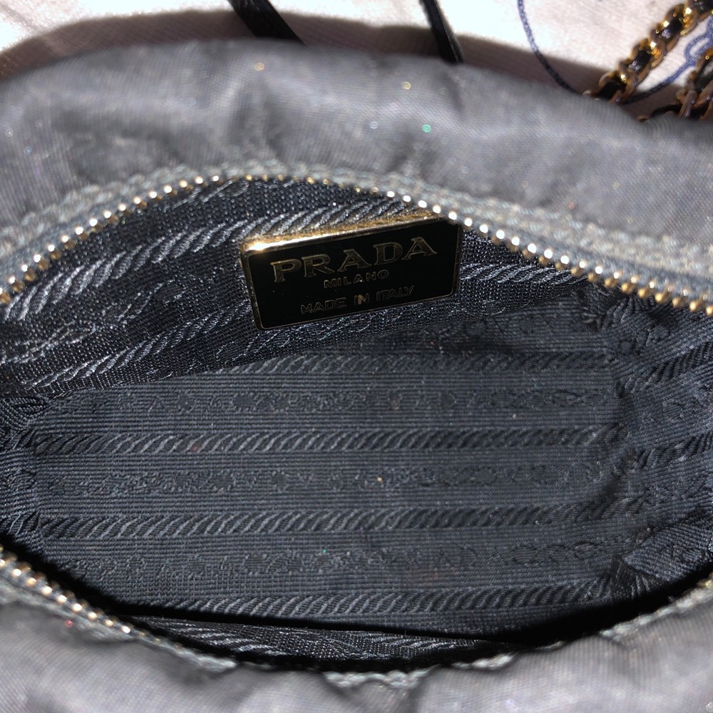Auth Prada Tessuto Impuntu Nylon Quilted Crossbody - Picture 8 of 10